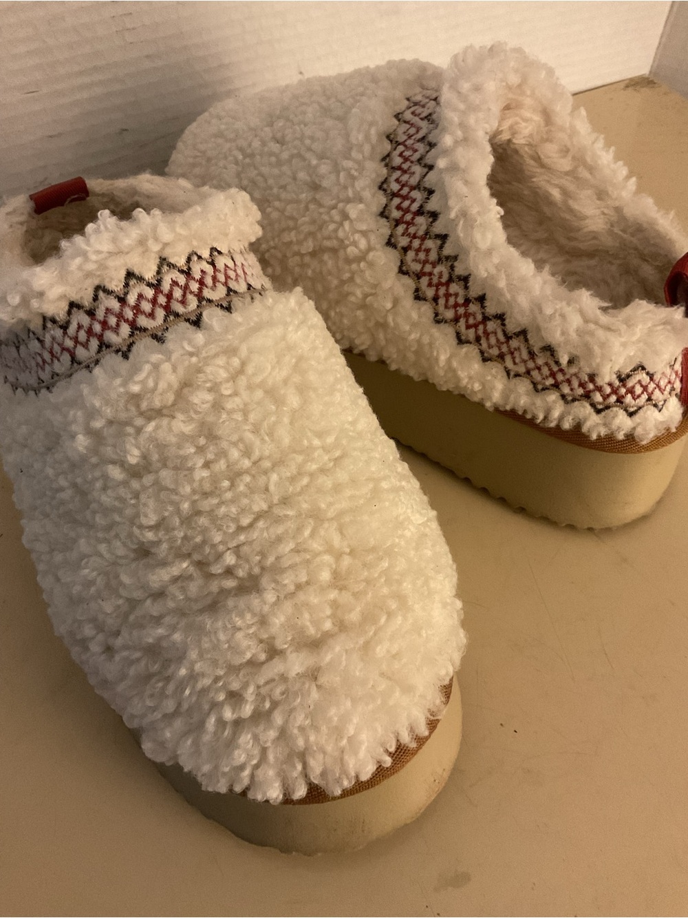 Women plush fuzzy faux fur fleece platform slipper boot mules US 6.5